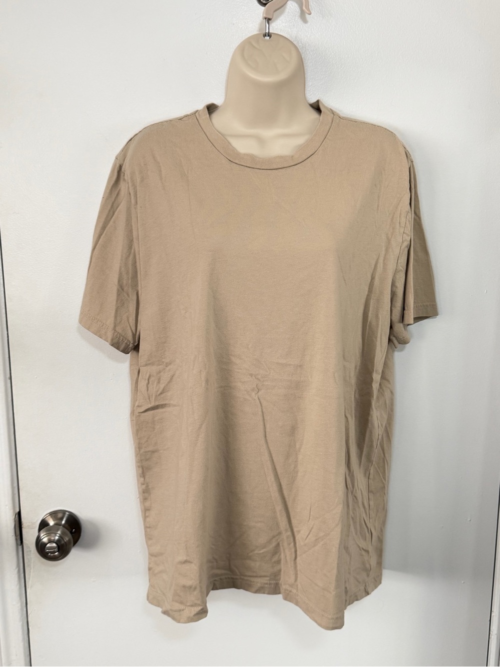 Old Navy Men's Short Sleeve Crewneck T-Shirt in Beige L